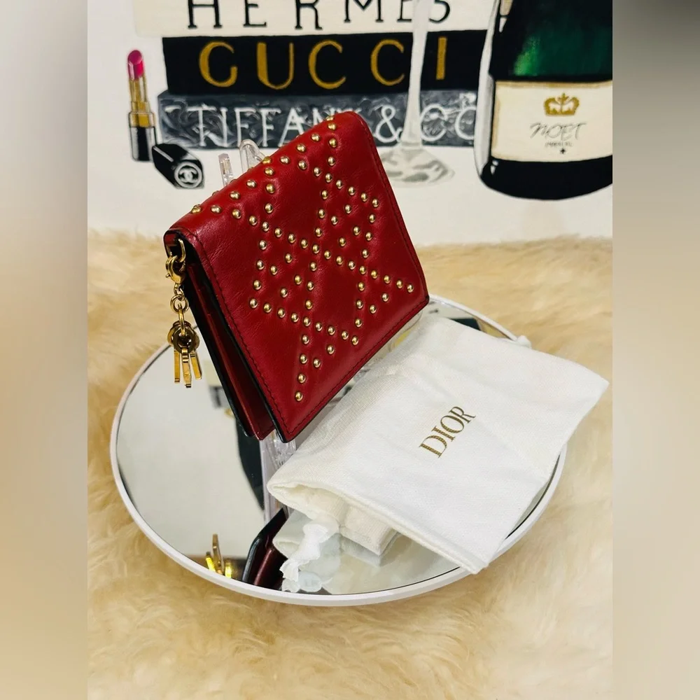 🔥 CHRISTIAN DIOR STUD BIFOLDD COMPACT WALLET w/Dust Bag